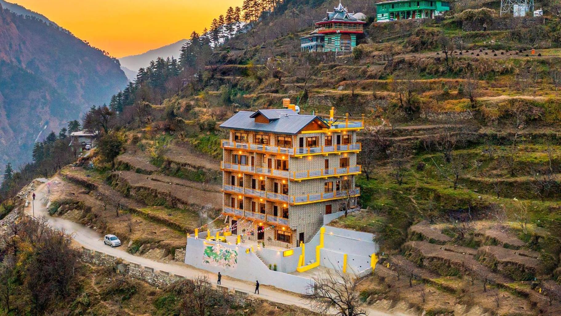 The Hosteller Tirthan Valley Gushaini 外观 照片